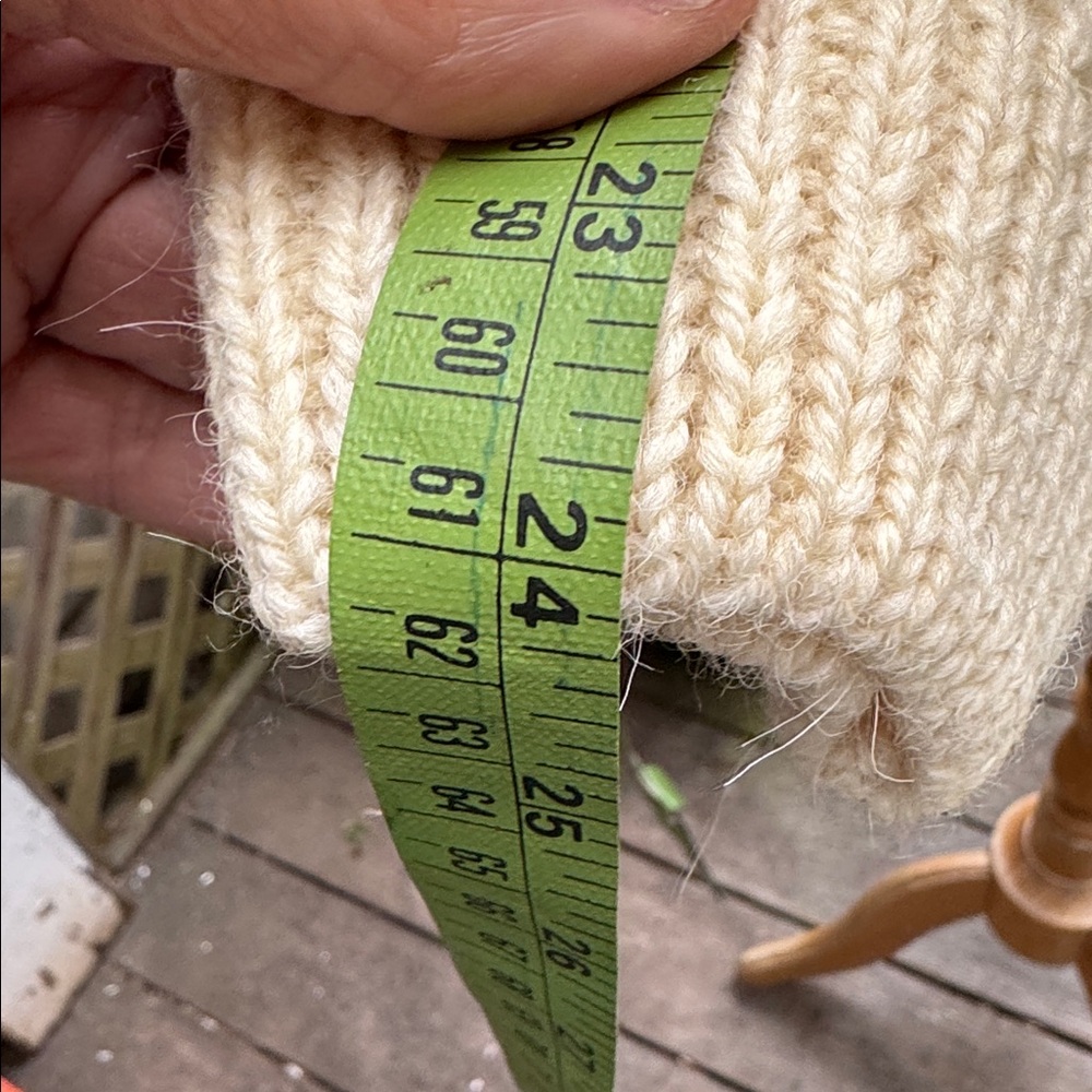 Wool Cable Knit Sweater. Highland Home. Made in Scotland. Medium Unisex.  NWT - Picture 5 of 13